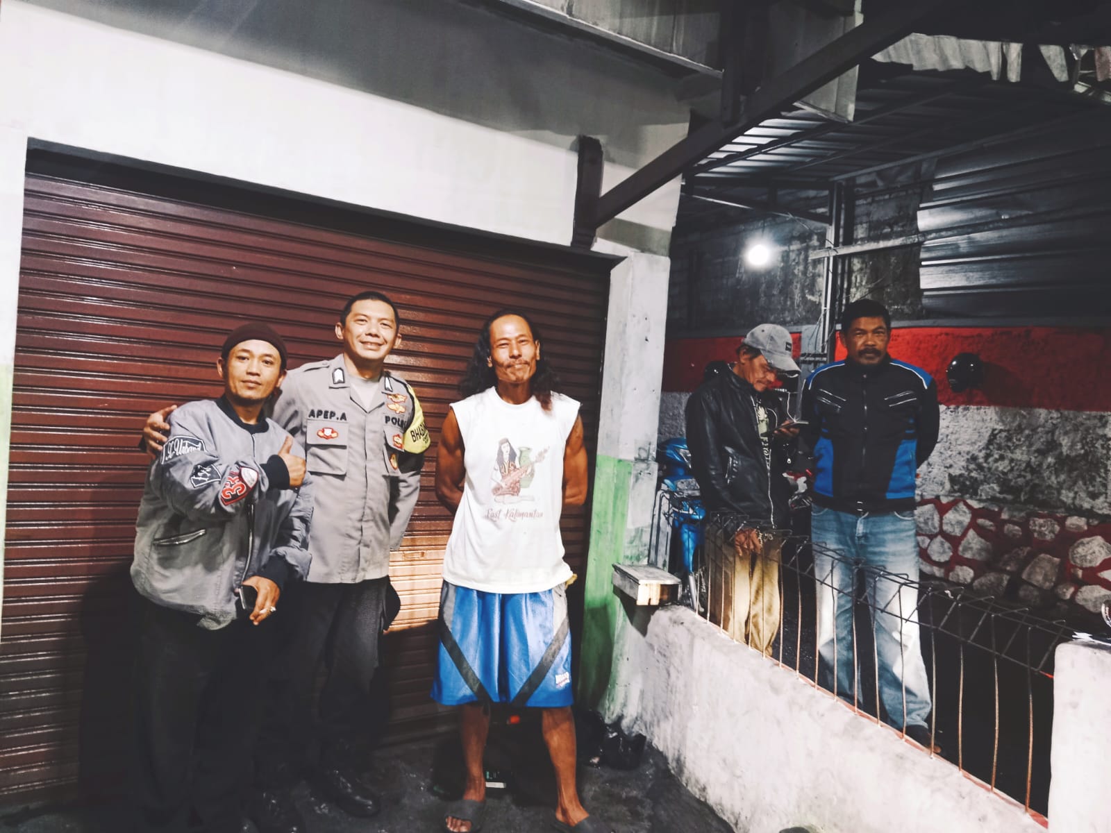 Bhabinkamtibmas Polsek Cisarua Kontrol Pos Kamling Desa Citeko