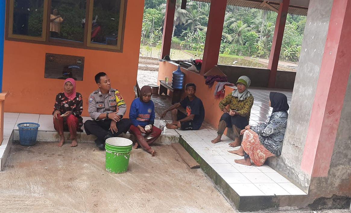Perkuat Sinergitas, Polsek Cijeungjing Polres Ciamis Koorkom Kamtibmas di Bojongmengger