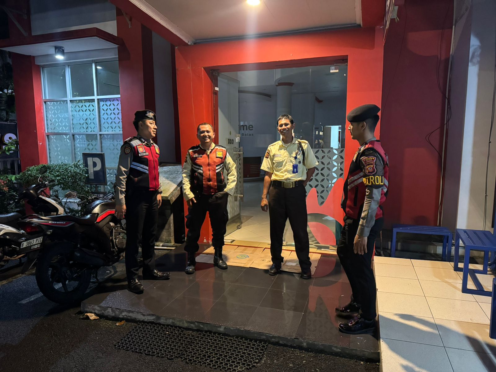 Polres Ciamis Intensifkan Patroli Dialogis Malam Hari, Wujudkan Rasa Aman di Lingkungan Masyarakat