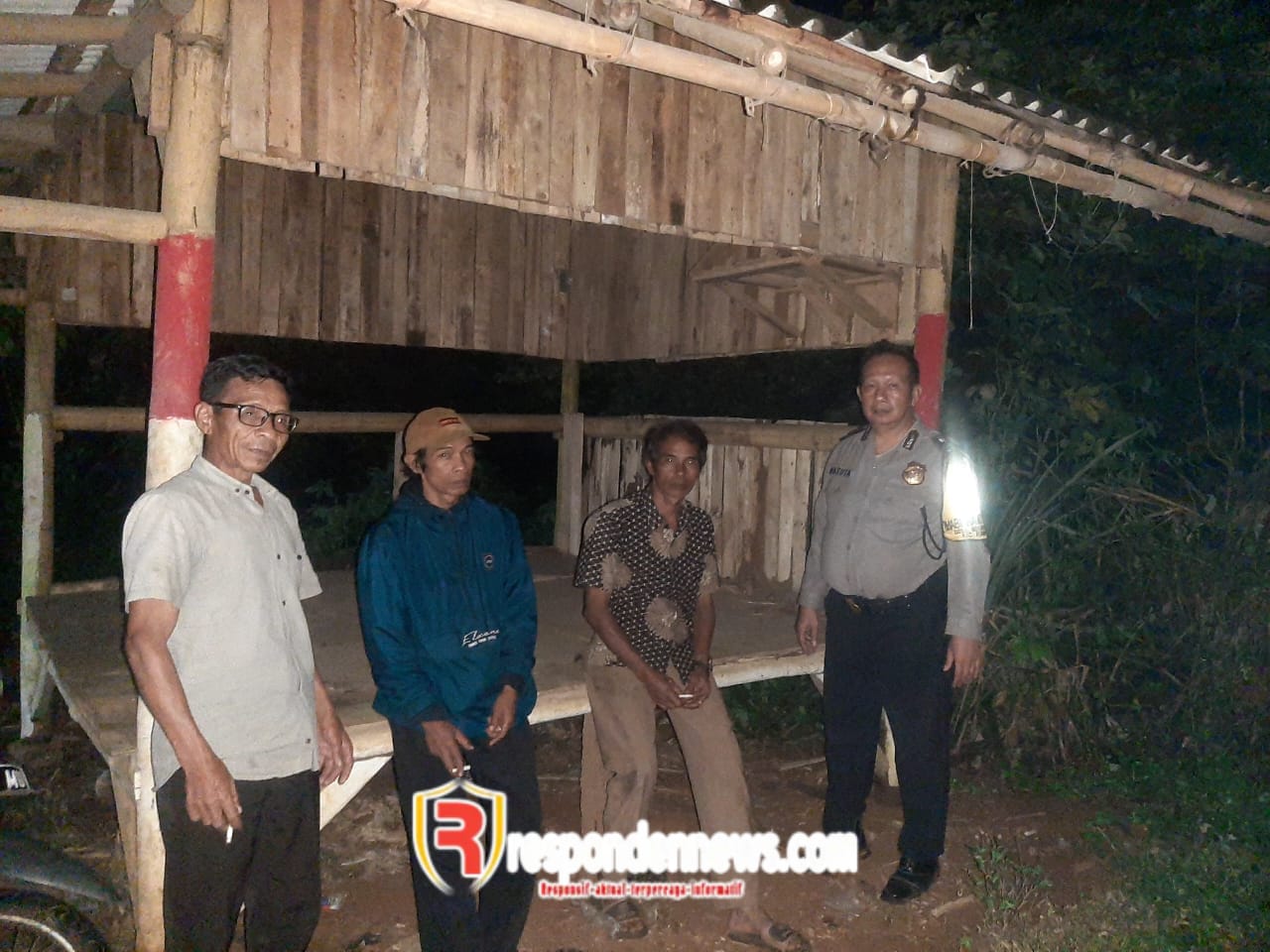 Bhabinkamtibmas Polsek Rumpin Kontrol Satkamling Antisipasi Kerawanan Kamtibmas di Desa Mekarsari