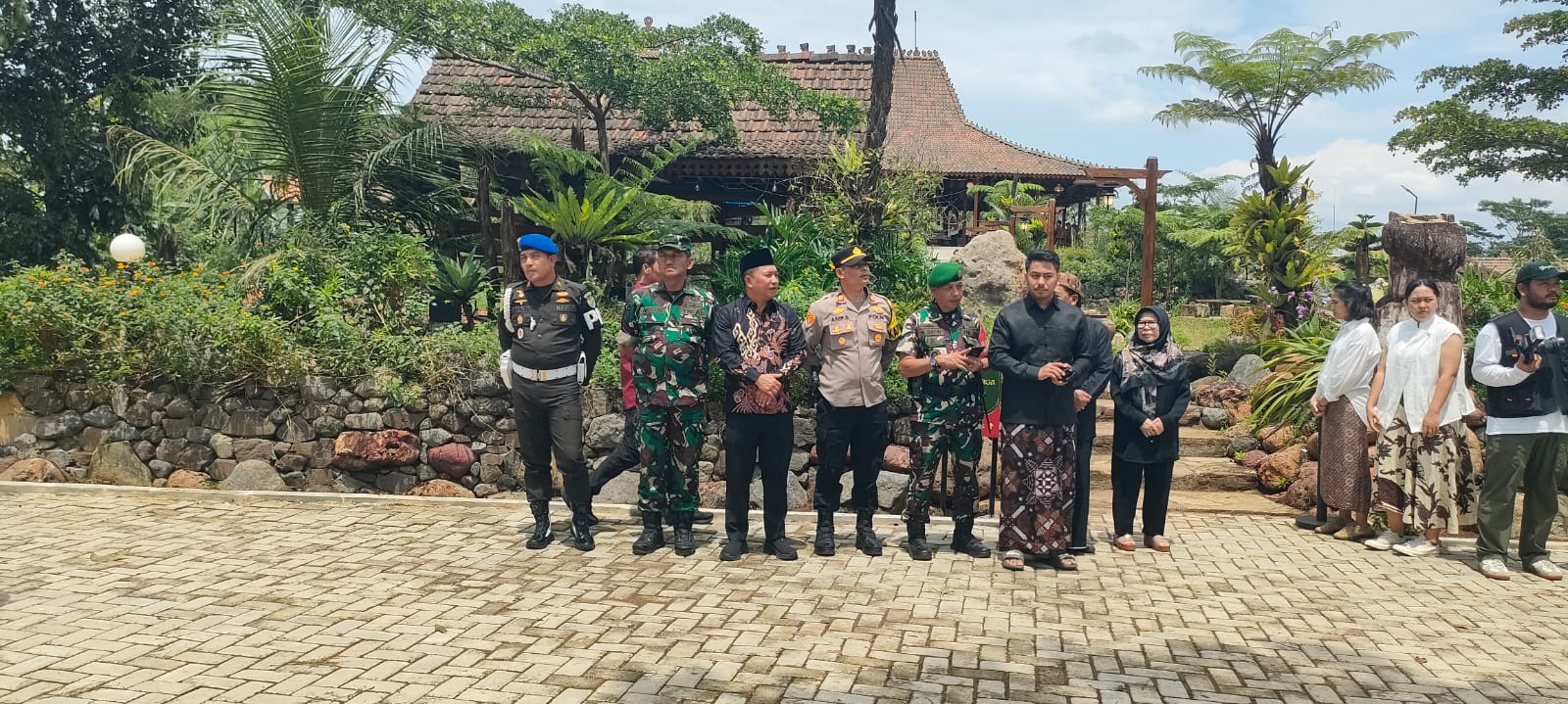 Pentingnya Kebersamaan, Kekompakan, dan Soliditas di Kodam III/Slw