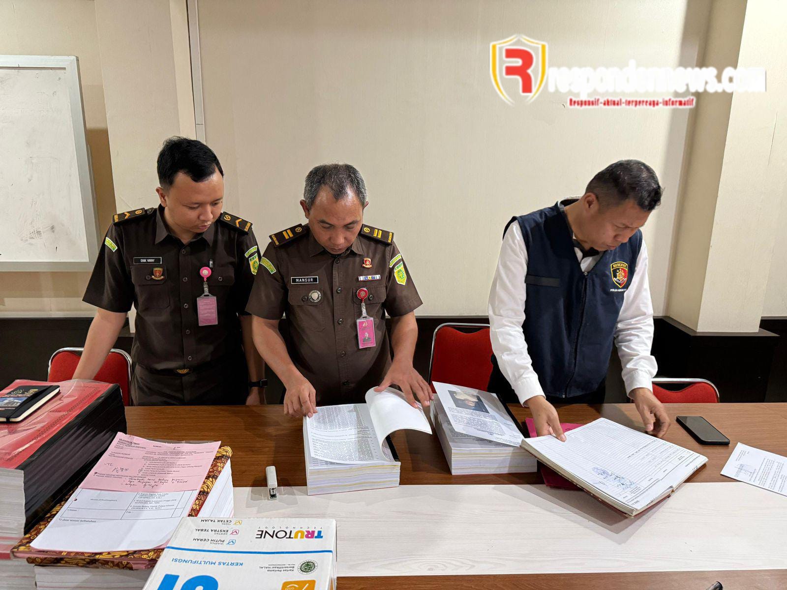 Berkas perkara korupsi oleh tersangka RA diserahkan penyidik Polda Ke Kejati Gorontalo