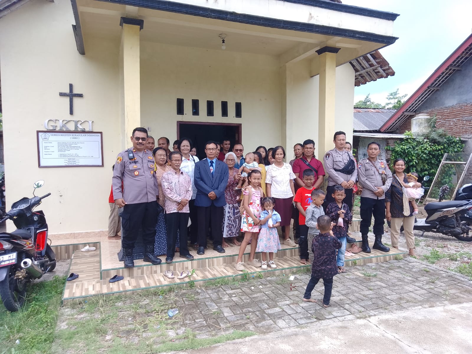 Polsek Lakbok Laksanakan Pengamanan Ibadah Mingguan, Wujud Nyata Komitmen Polri Jaga Toleransi dan Kamtibmas