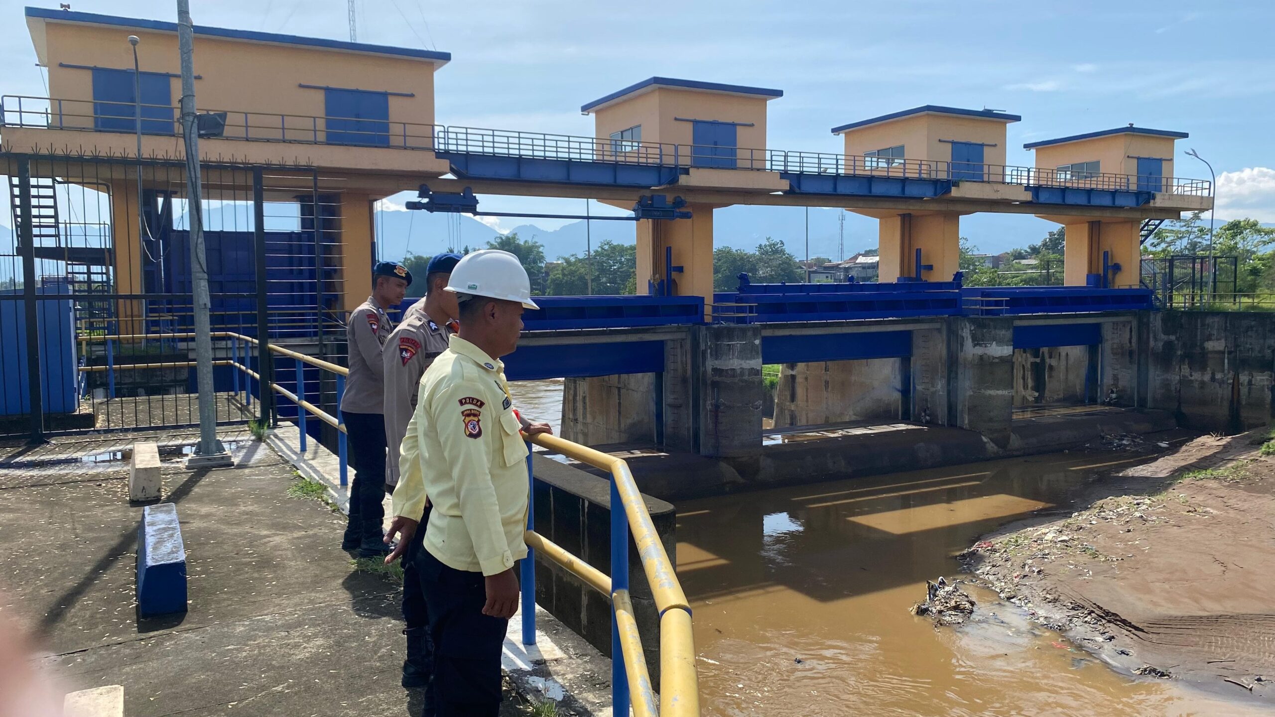 Tim SAR Satbrimob Jabar Patroli & Koordinasi Dengan BPBD Garut