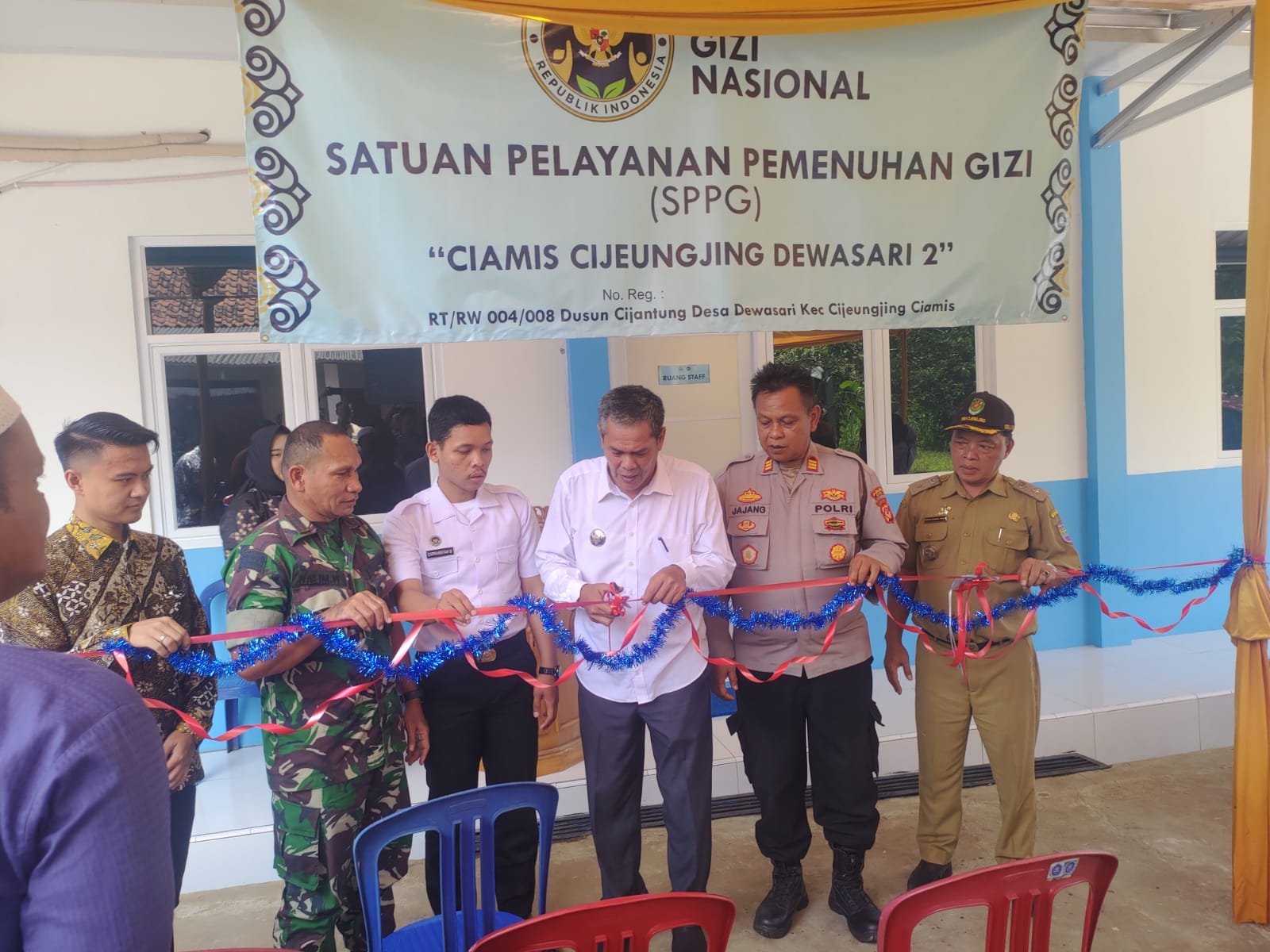 Polsek Cijeungjing Kawal Peluncuran Dapur SPPG Mulyasari untuk Dukung Program Makan Bergizi Gratis di Ciamis