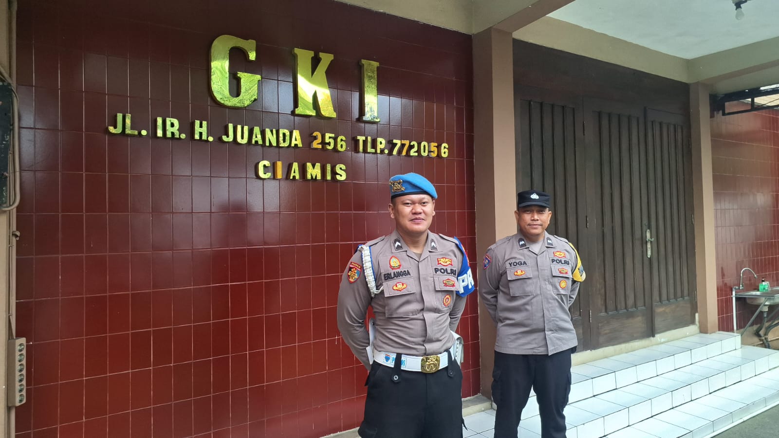 Polsek Ciamis Wujudkan Rasa Aman dalam Ibadah Rutin Umat Kristiani di GKI Ciamis