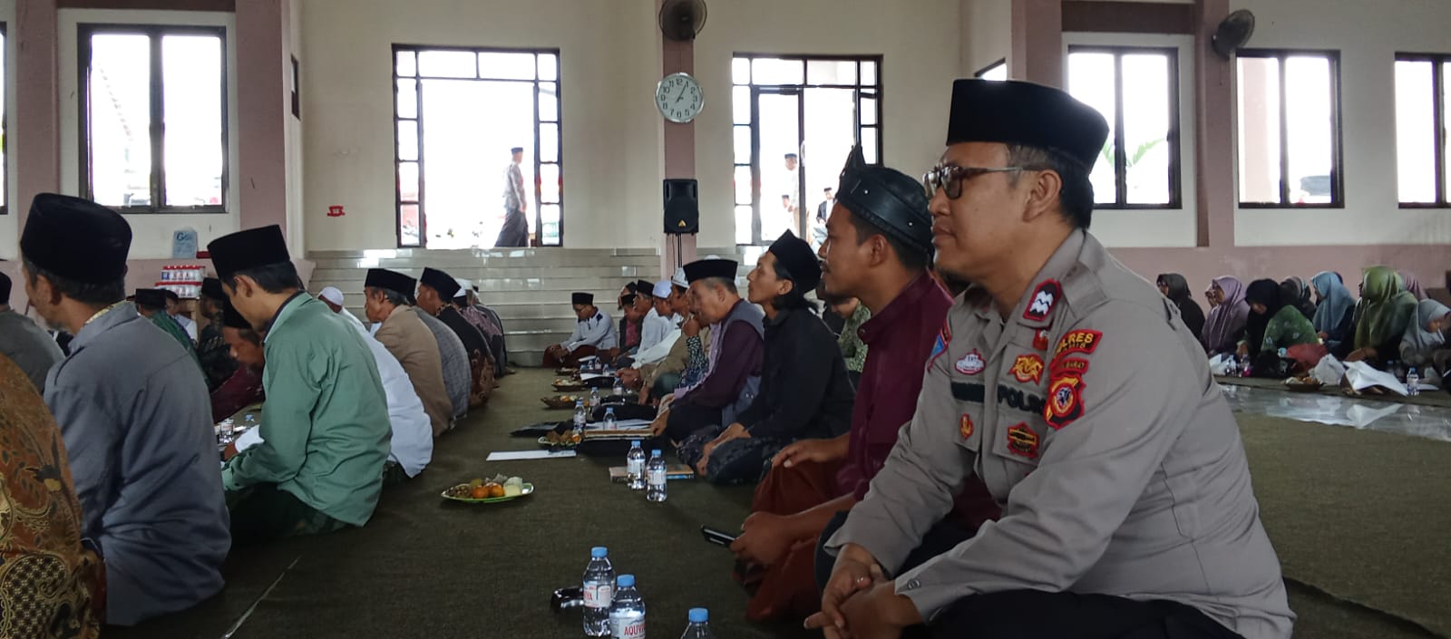 Pelayanan Masyarakat, Sejak Pagi Personel Samapta Polres Ciamis Bersiaga di Simpang Gayam