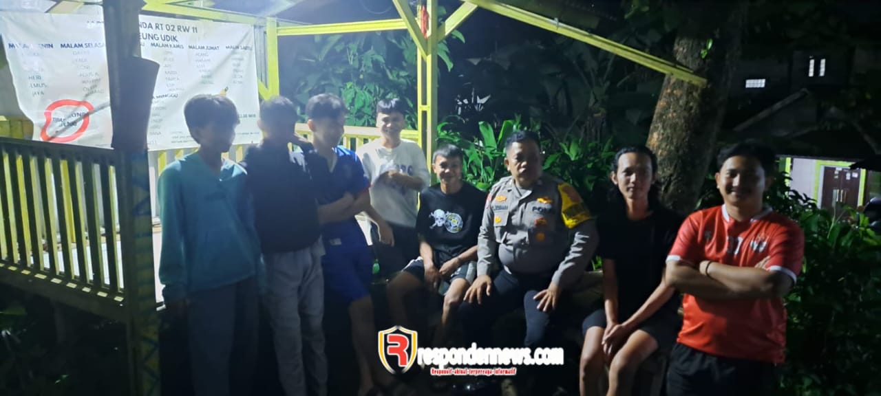 Bhabinkamtibmas Polsek Ciampea Laksanakan Kontrol Ronda Malam Sampaikan pesan Kamtibmas