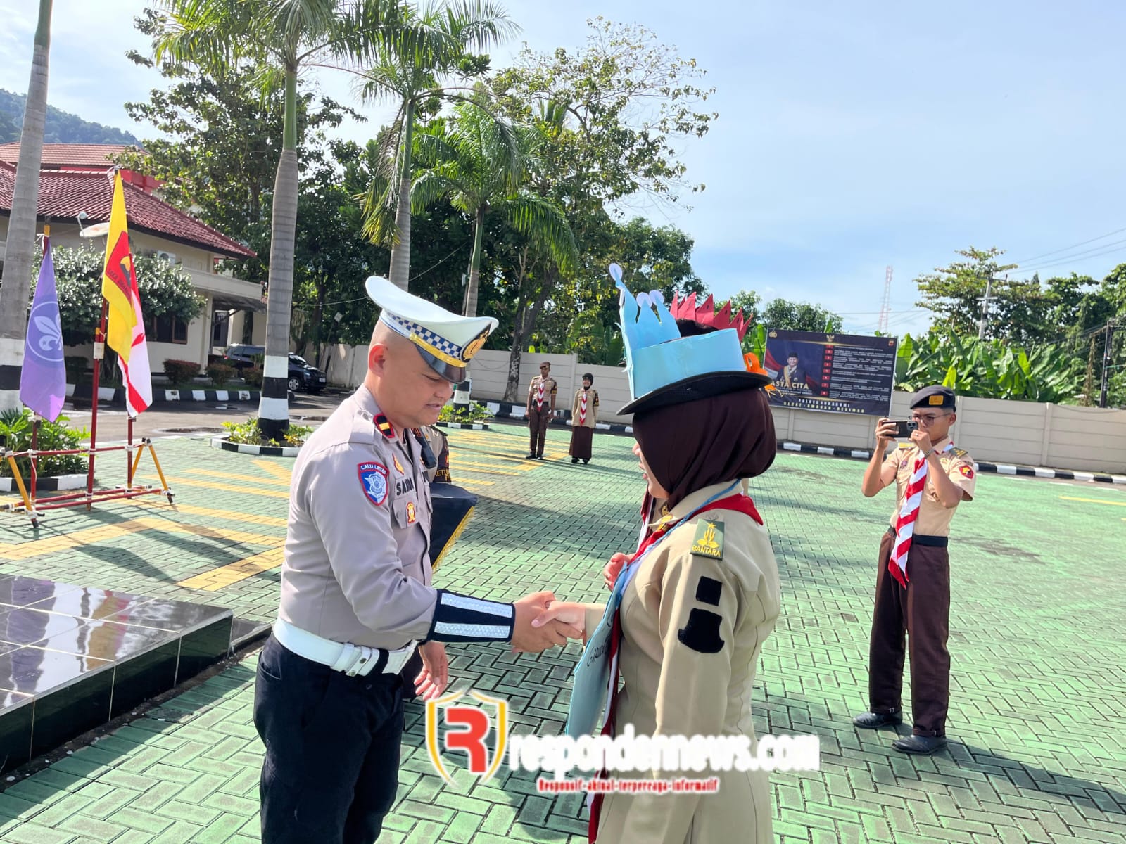 Unit Kamsel Satlantas Polres Sukabumi Membuka Kegiatan Upacara Pembukaan Pendidikan Dasar Calon Angkatan Baru Saka Bhayangkara Kwarcab Kab Sukabumi angkatan ke – 5