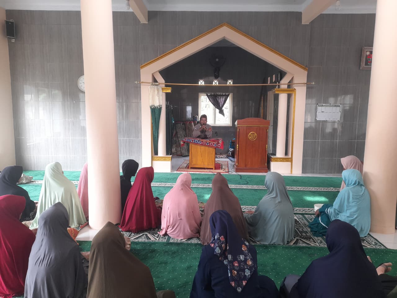 Polsek Rajadesa Gelar Binluh di Pengajian Mesjid Nurul Huda, Perkuat Edukasi Kamtibmas dan Kedekatan Polisi dengan Warga