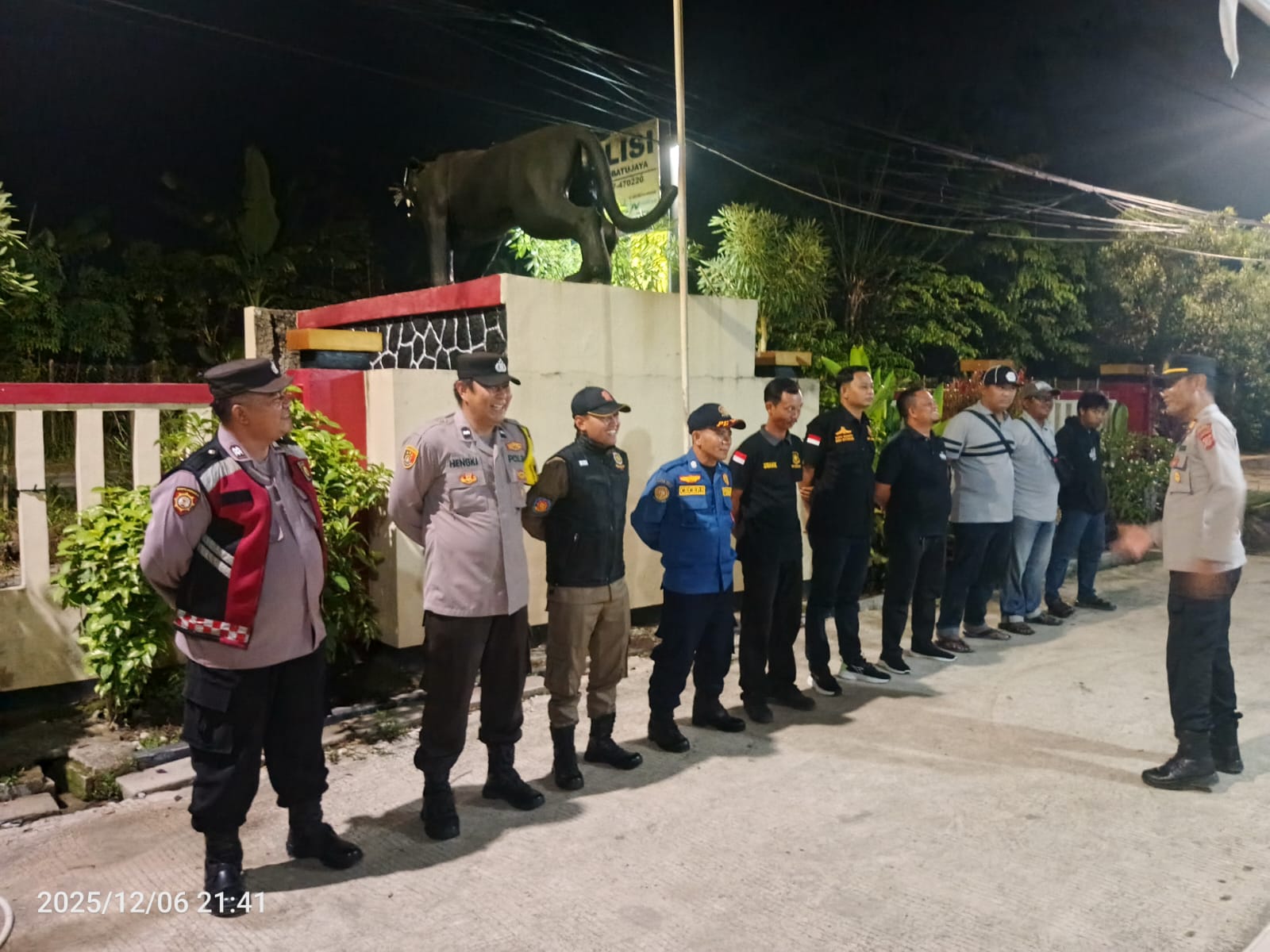 Kapolsek Batujaya Pimpin Apel persiapan Giat KRYD di Wilayah Hukum Polsek Batujaya