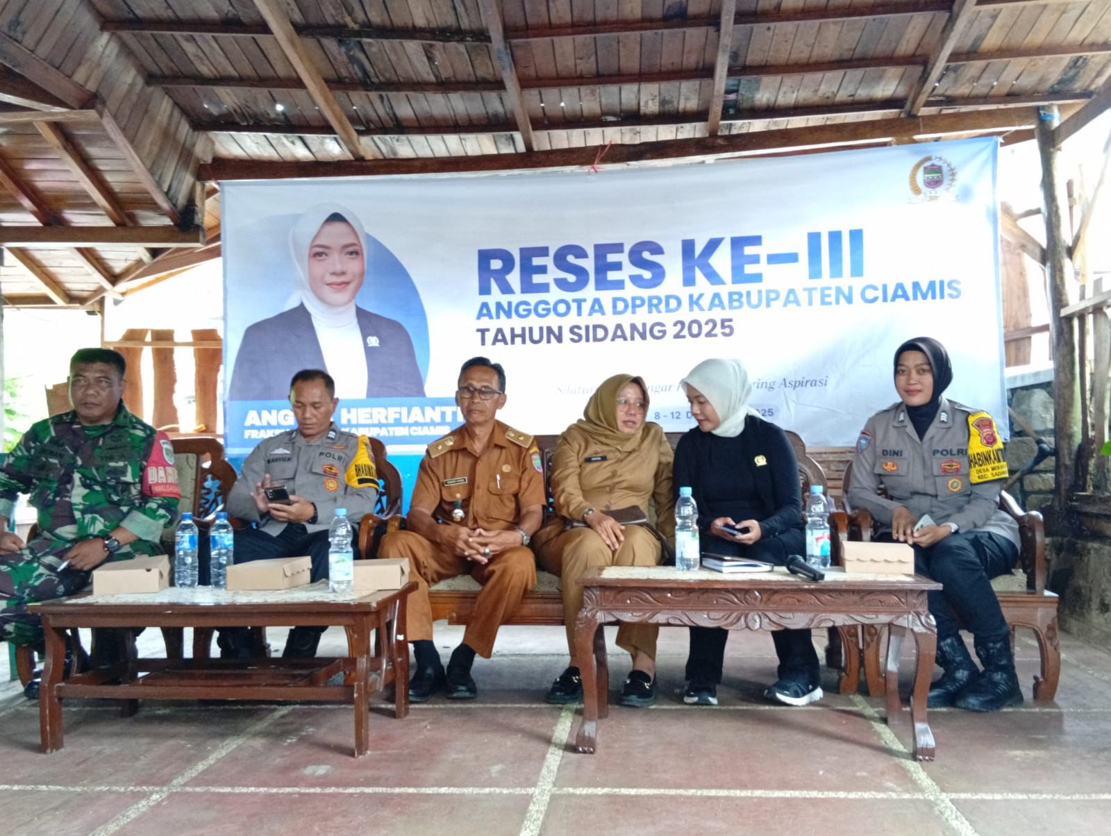 Polsek Sadananya Kawal Kegiatan Reses DPRD di Dusun Kereteg, Wujudkan Kehadiran Humanis