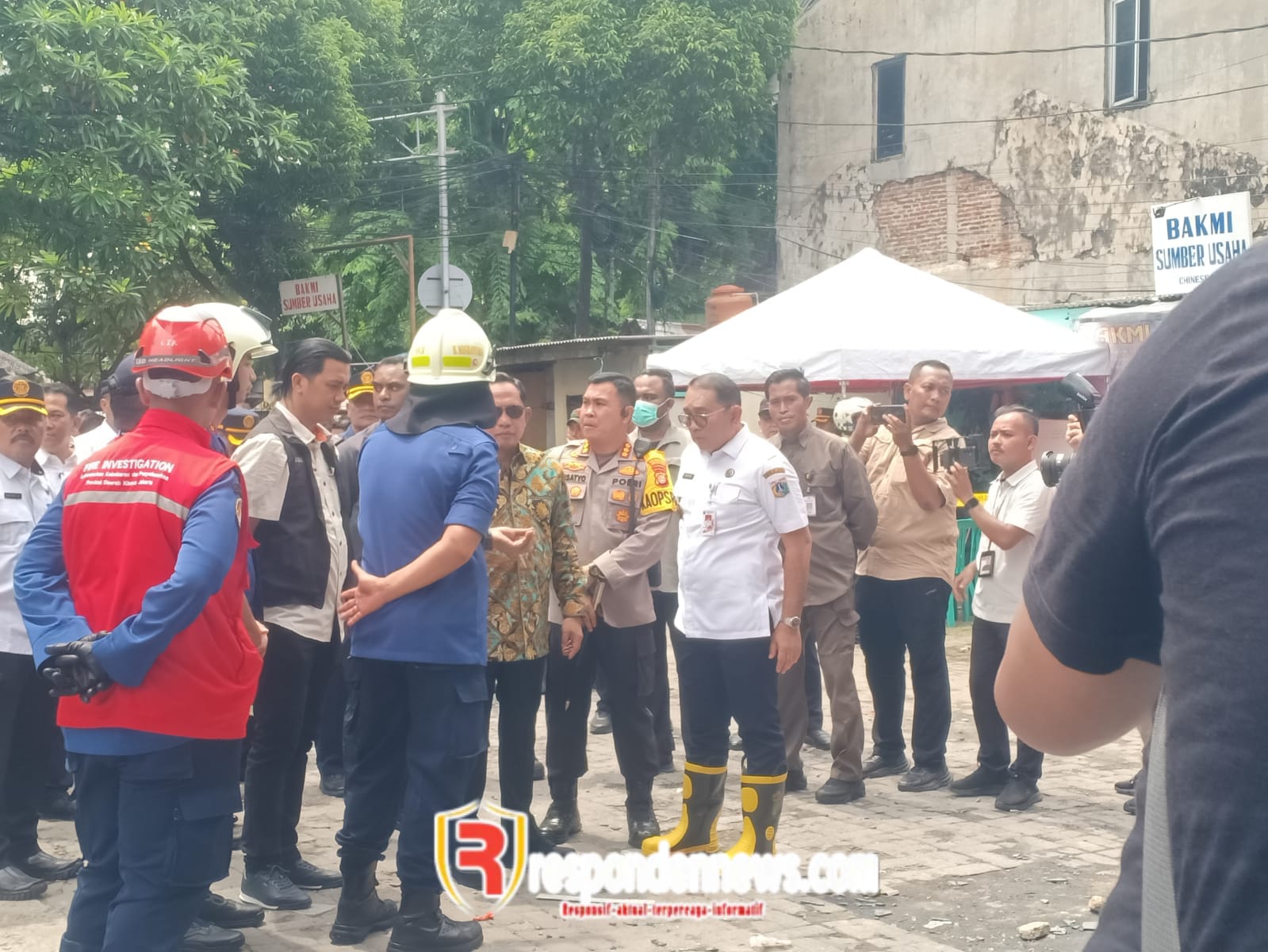 Kunjungan Menteri Dalam Negeri R.I. Kunjungi TKP Kebakaran Gedung Terra Drone