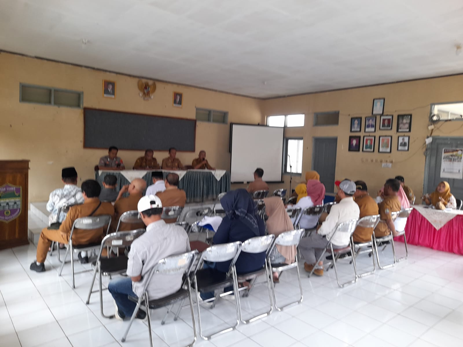 Polsek Panjalu Dukung Persiapan Hari Jadi Kecamatan Sukamantri ke-21, Wujud Sinergi Polri dan Pemerintah Daerah