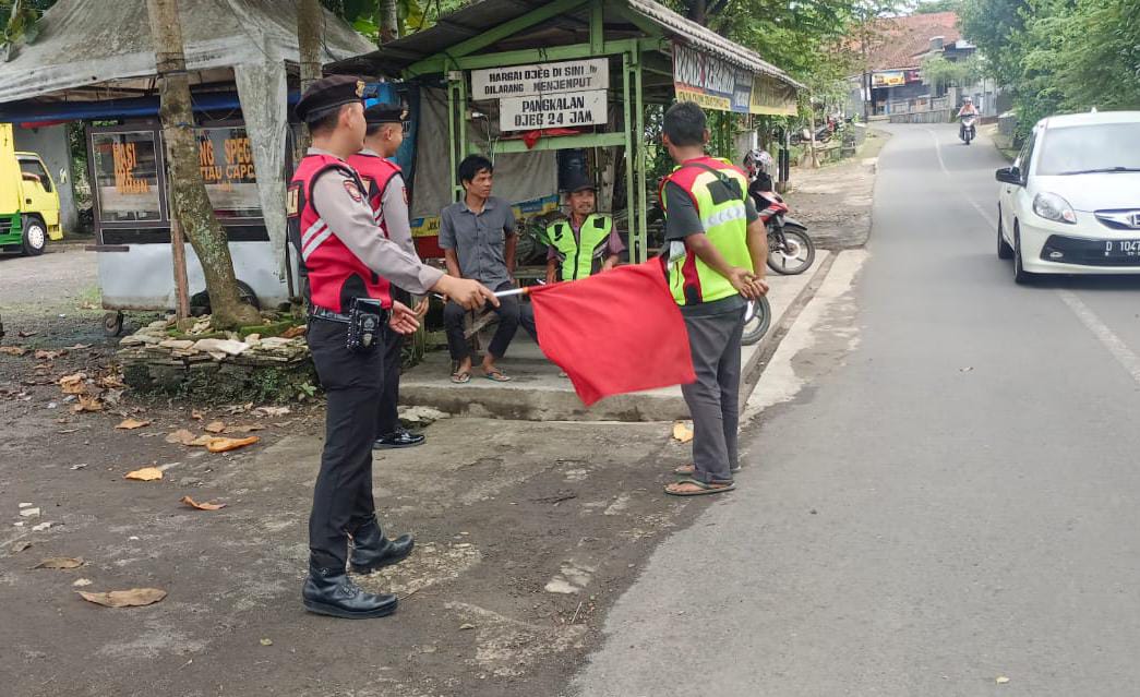 Sat Samapta Polres Ciamis Laksanakan Patroli Dialogis, Perkuat Kehadiran Polisi di Tengah Masyarakat