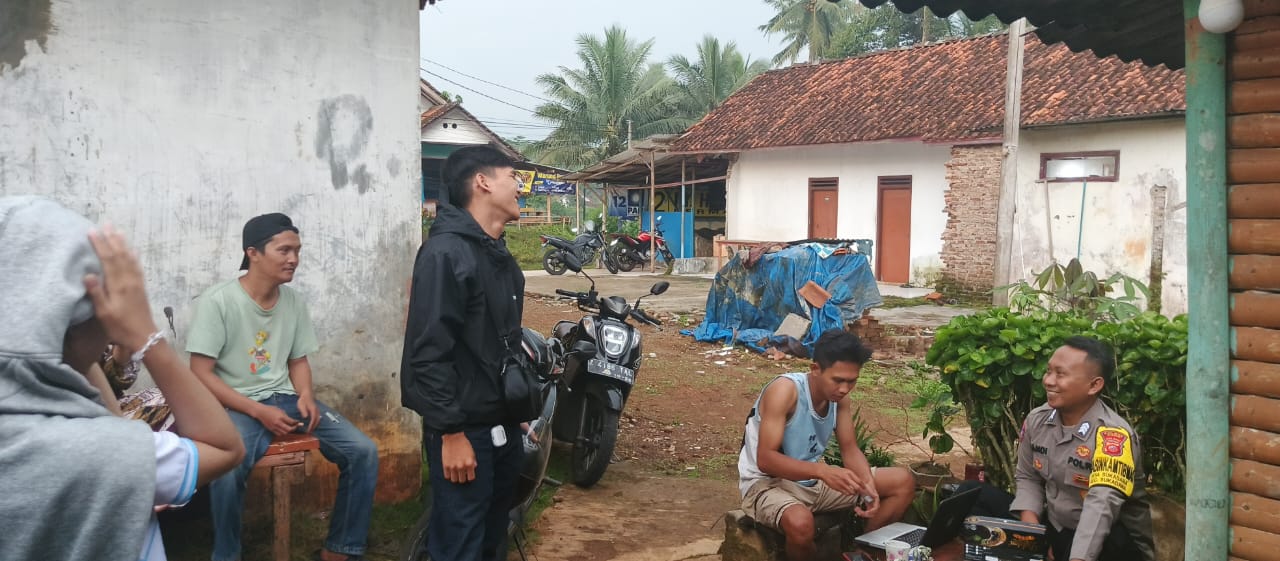 Perkuat Sinergitas, Polsek Sukadana Polres Ciamis Koorkom Kamtibmas ke Warga Sukadana