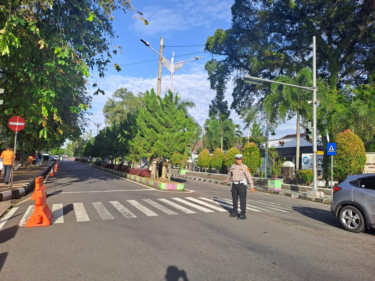 Polres Ciamis Amankan Ibadah Natal 2025, Wujud Kehadiran Polri Jamin Rasa Aman dan Toleransi Umat Beragama