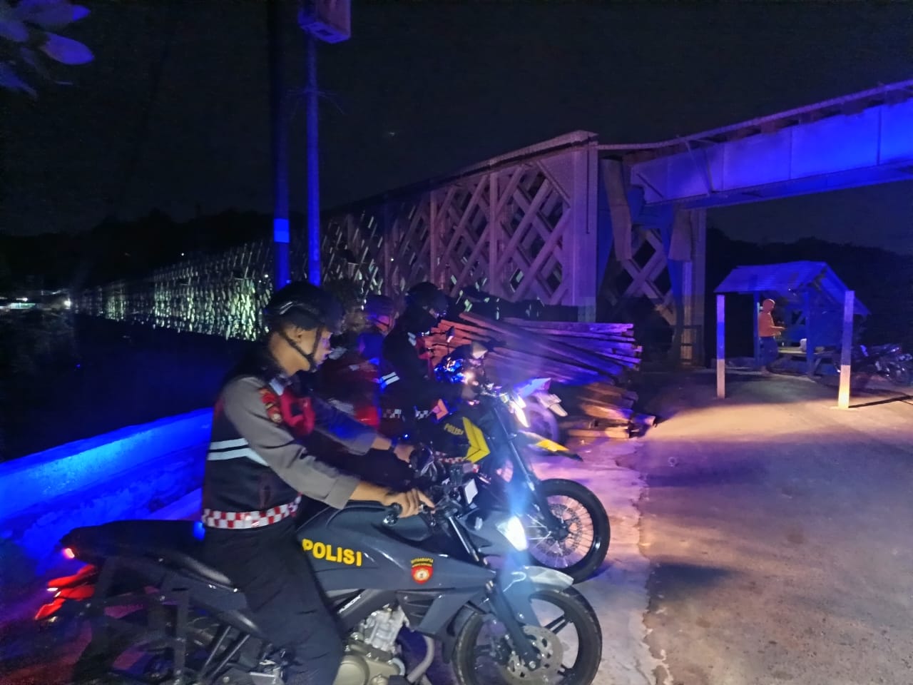 Cipkon Libur Nataru, Satgas Preventif Ops Lilin Lodaya Patroli ke Jembatan Cirahong