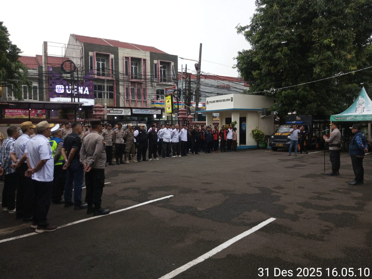 PokdarKamtibmas Sektor Bekasi Selatan Gelar Apel Pengamanan Malam Tahun Baru 2026