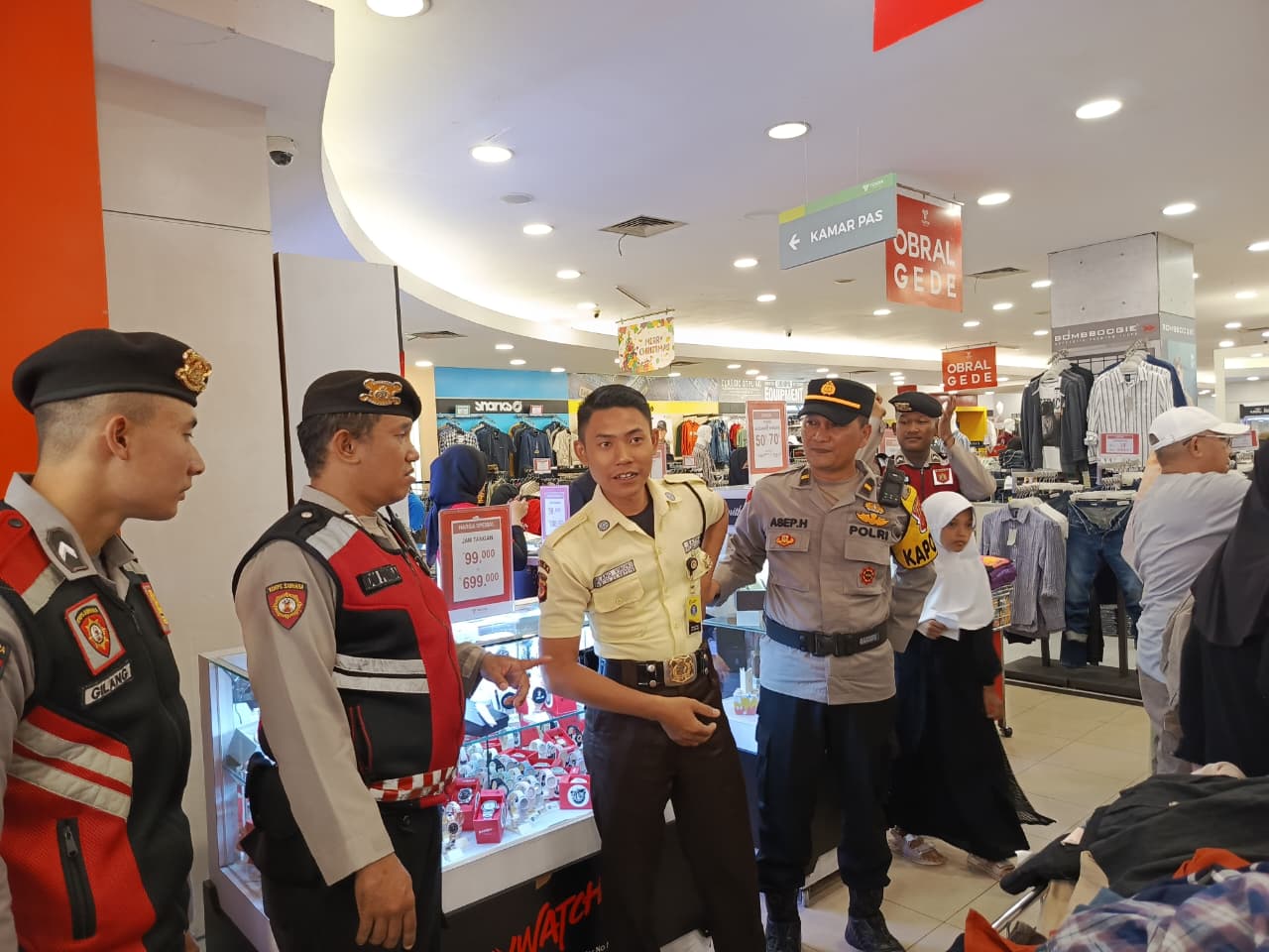 Cipkon Kamtibmas, Satgas Preventif Polres Ciamis Patroli Dialogis ke Pusat Perbelanjaan dan Wisata