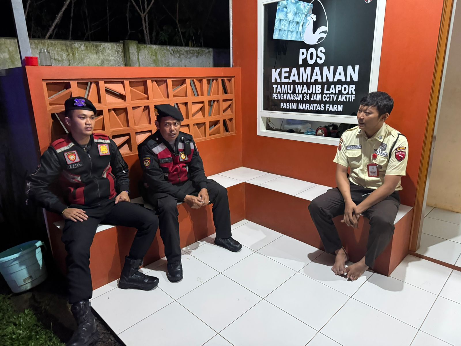 Jaga Harkamtibmas, Samapta Polres Ciamis Keliling Perkotaan Sambangi dan Pasini Naratas Farm