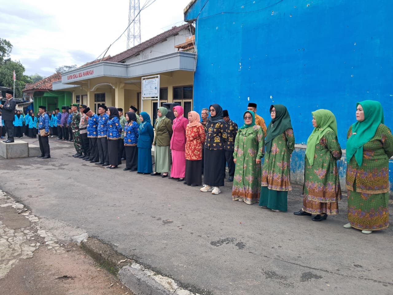 Kapolsek Panawangan Polres Ciamis Hadiri Upacara Hari Amal Bakti ke-80 Kemenag RI