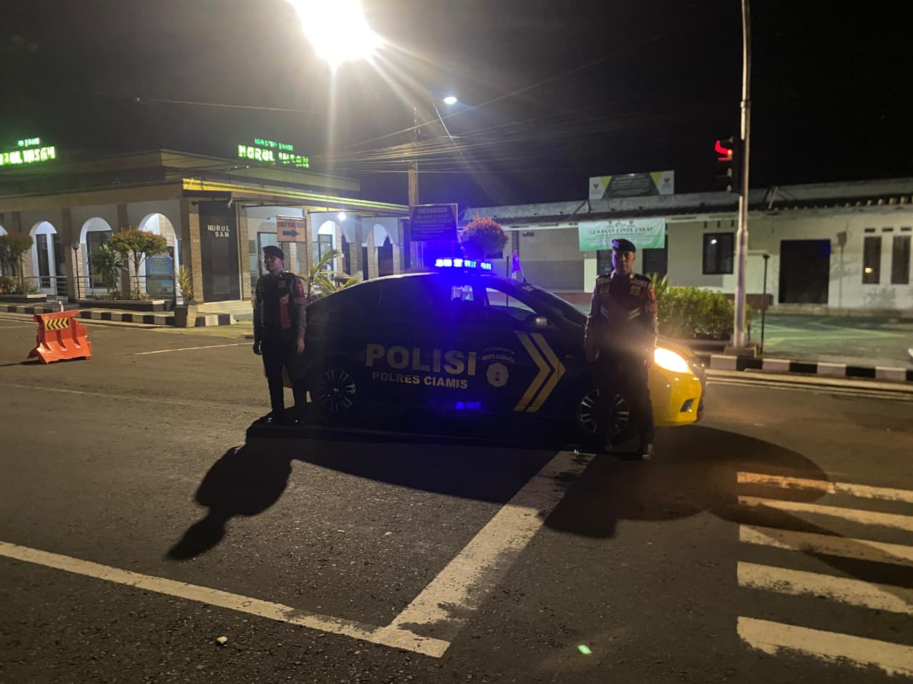 Samapta Polres Ciamis Patroli ke Simpang Cirahong Antisipasi Balapan Liar dan Premanisme