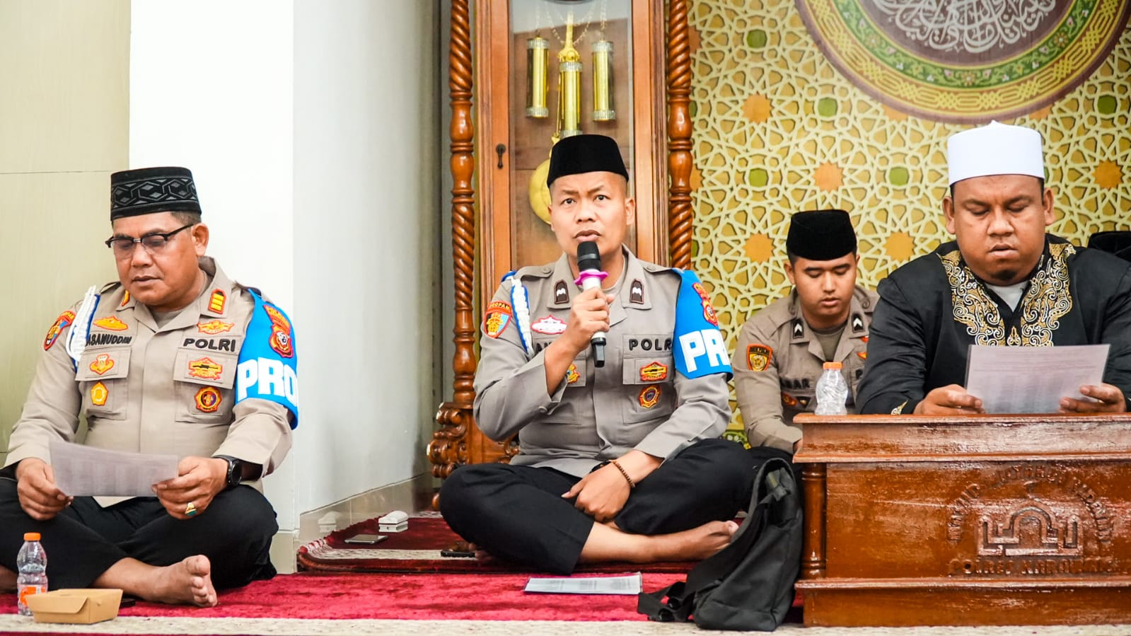 Pentingnya Pembinaan Mental Dan Spiritual Demi Memperkuat Karakter Anggotanya, Polres Karawang Rutin Giat Binrohtal