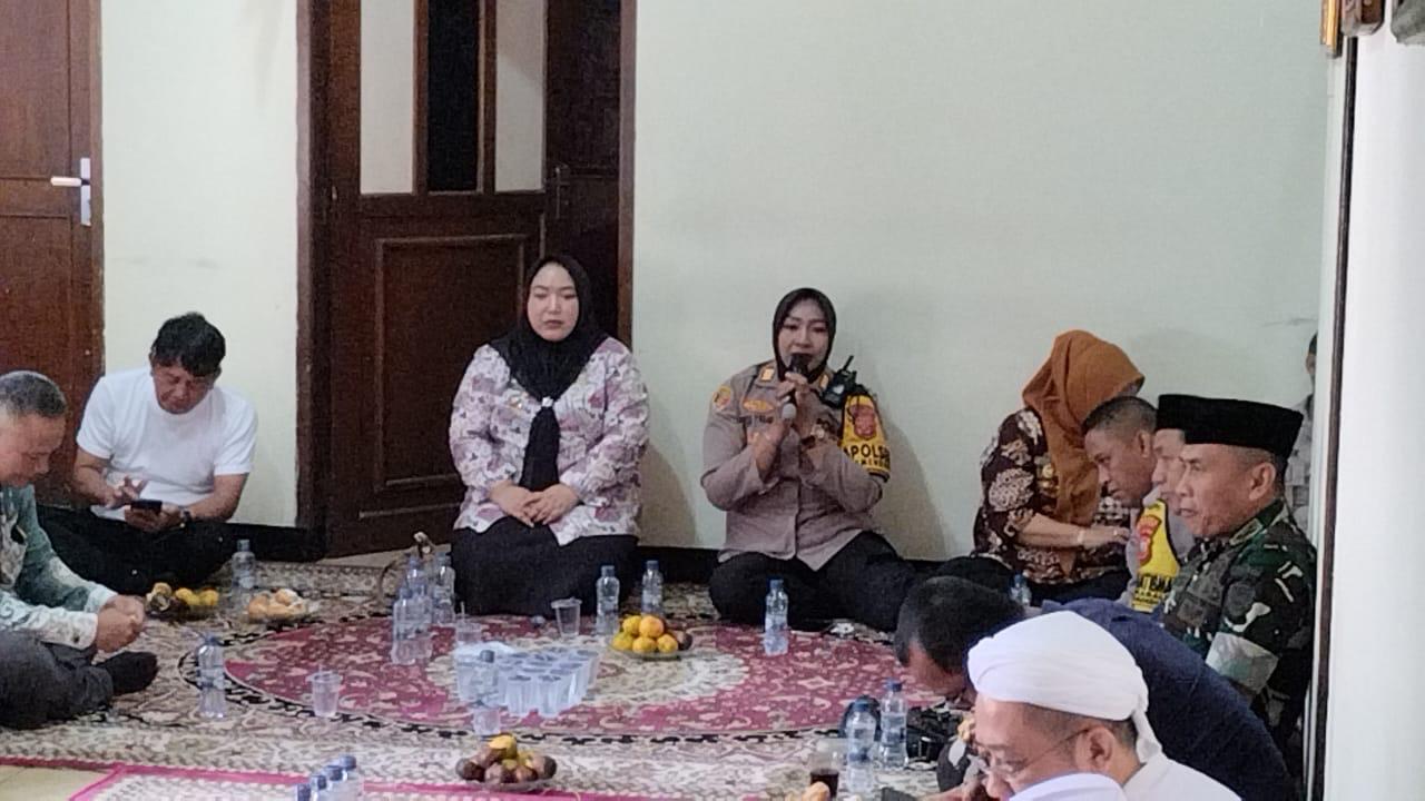 “Kapolsek Megamendung Gelar Pengajian dan Doa Bersama, Siap Jaga Keamanan Wilayah”