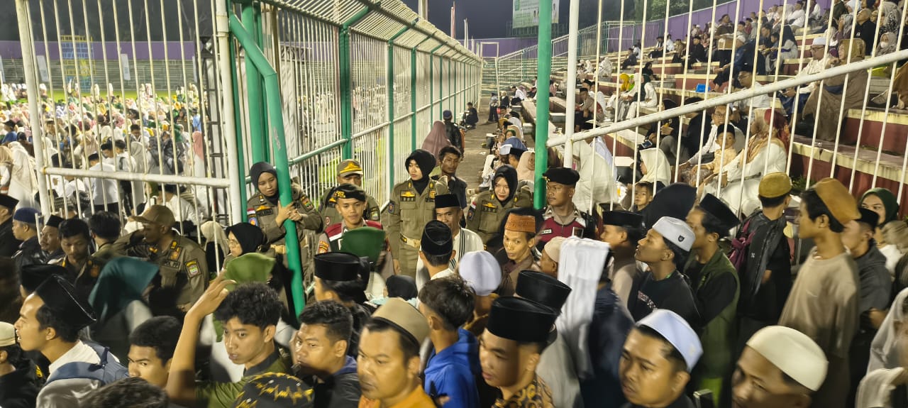 Polres Ciamis Beri Personel Pengamanan Sholawat Kebangsaan di Stadion Galuh Ciamis