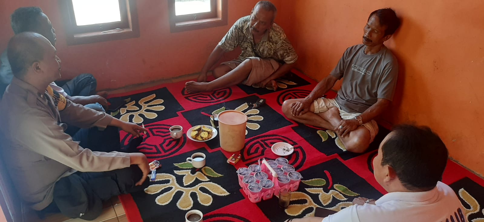 Penghargaan Atas Pengabdian, Polsek Ciamis Lepas Personel Purna Bakti dan Alih Tugas