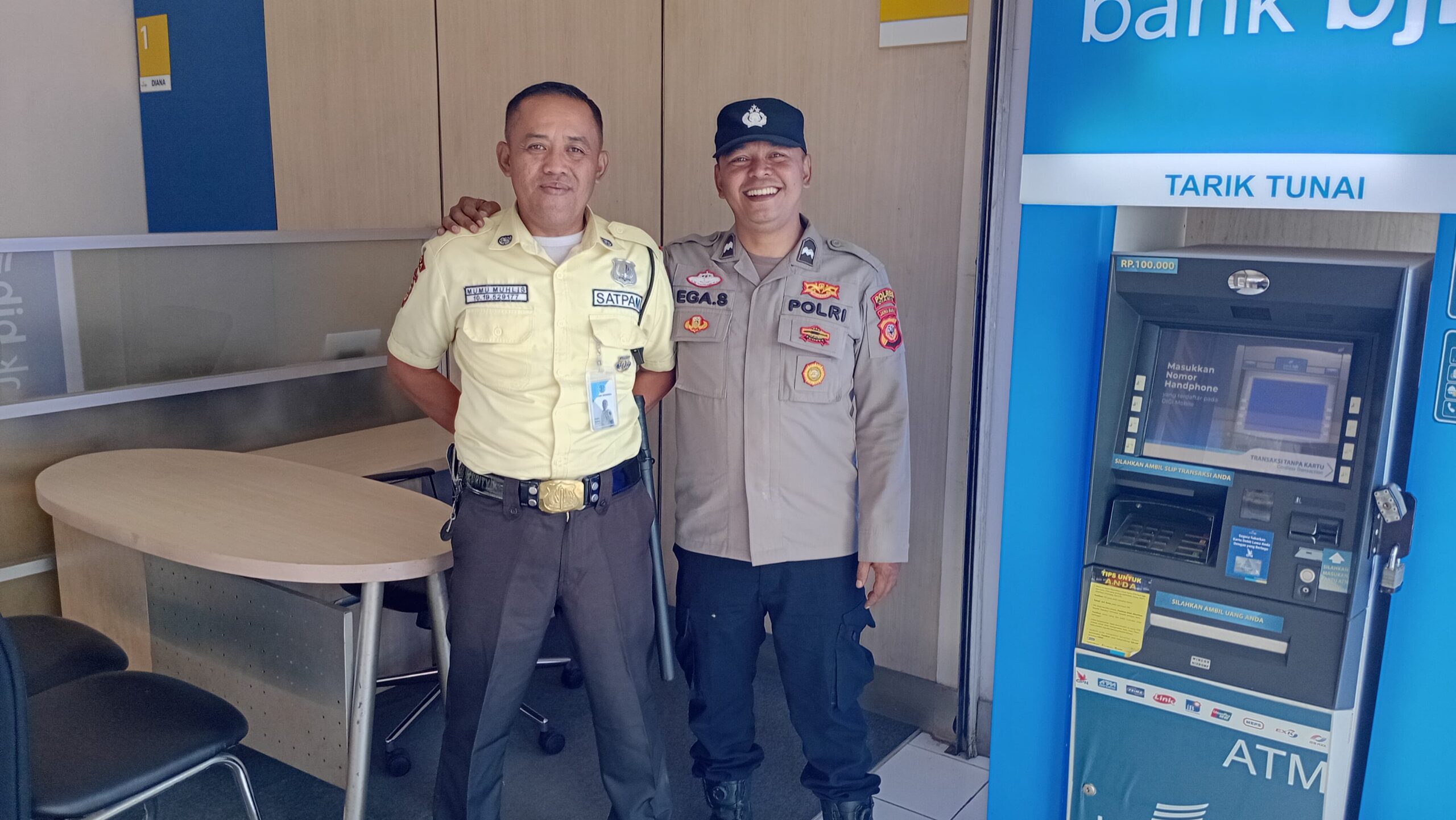 Cipkon Kamtibmas, Polsek Rajadesa Polres Ciamis Intens Patroli Dialogis Siang Hari ke Pemukiman Warga