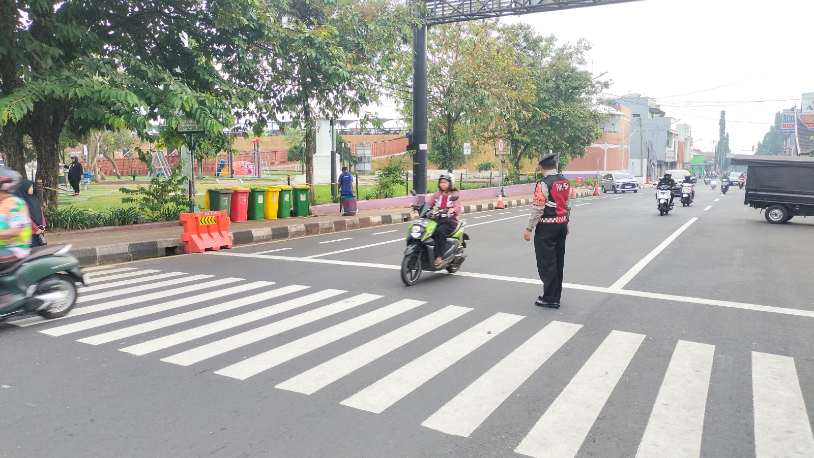 Sat Samapta Polres Ciamis Gelar Strong Point Pagi, Wujud Peran Polri Berikan Pelayanan Lalu Lintas dan Cegah Kecelakaan