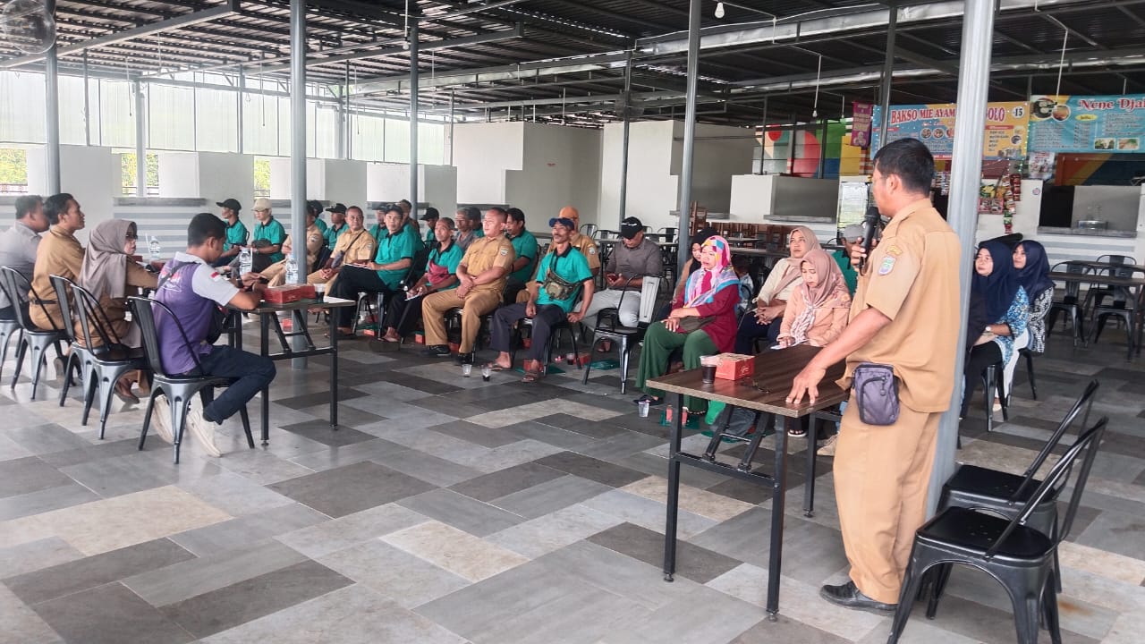 Polsek Cikoneng Laksanakan Strong Point Pagi, Wujud Peran Polri Jaga Kelancaran Lalu Lintas dan Keselamatan Warga