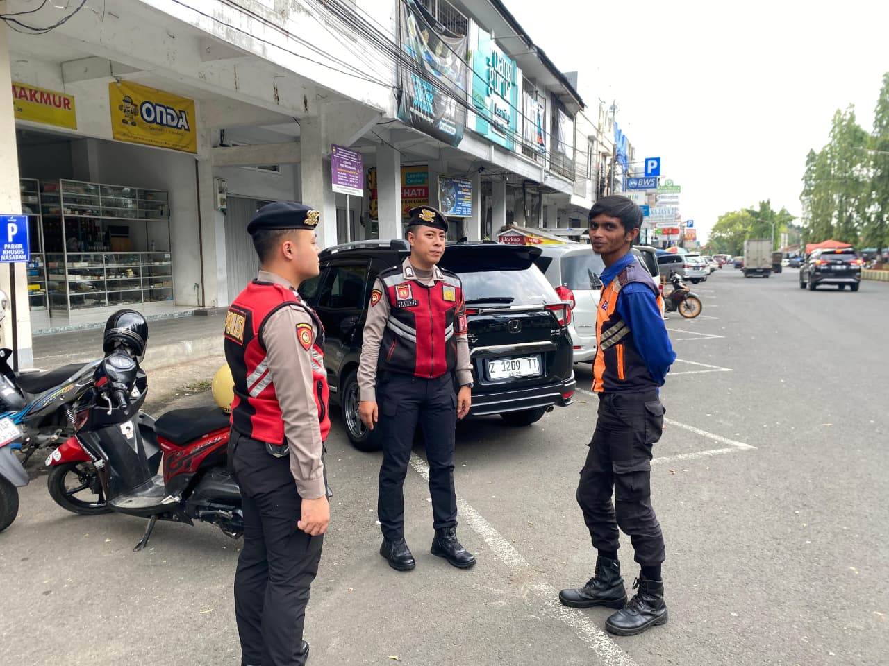 Sat Samapta Polres Ciamis Tingkatkan Patroli Dialogis, Wujud Peran Polri Jaga Keamanan dan Rasa Aman Masyarakat