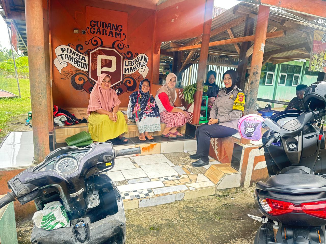 Polsek Ciamis Gencarkan Sambang Warga, Perkuat Kedekatan Polri dan Masyarakat Desa Mekarjadi