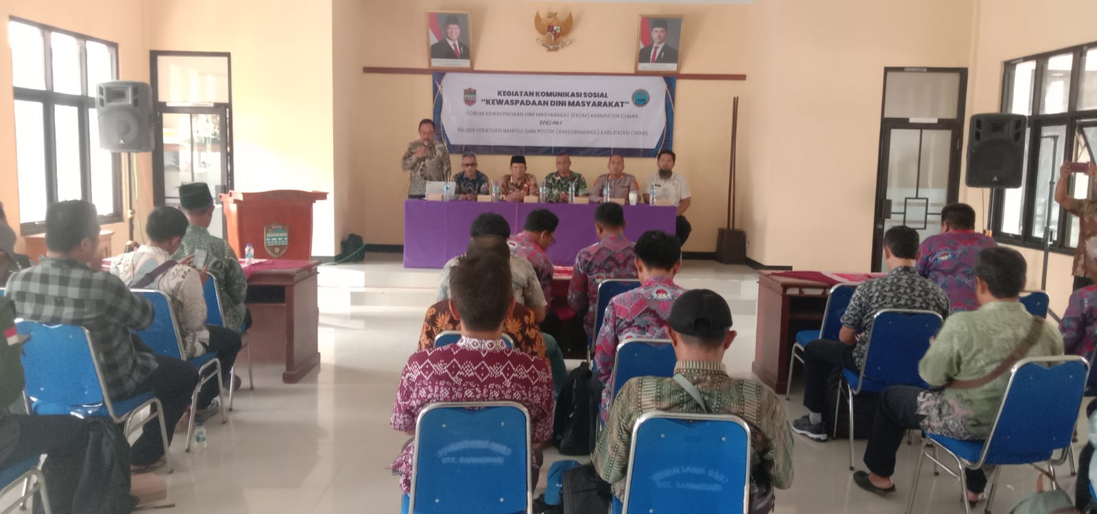 Kapolsek Banjarsari Hadiri Komunikasi Sosial Forum Kewaspadaan Dini Masyarakat di Banjarsari