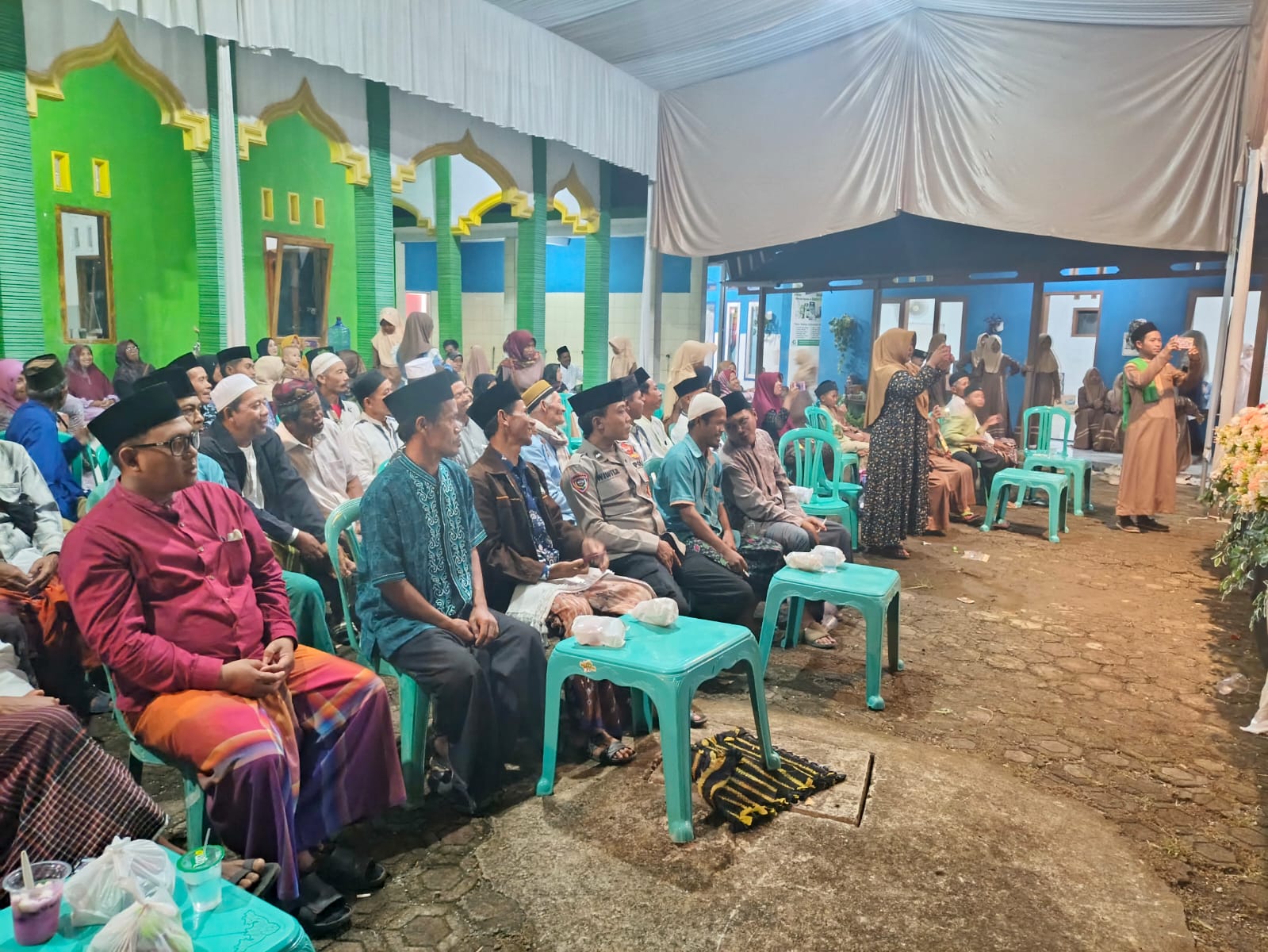 Polsek Lakbok Polres Ciamis Ikuti Kegiatan Peringatan Isra Mi’raj di Desa Bantardawa