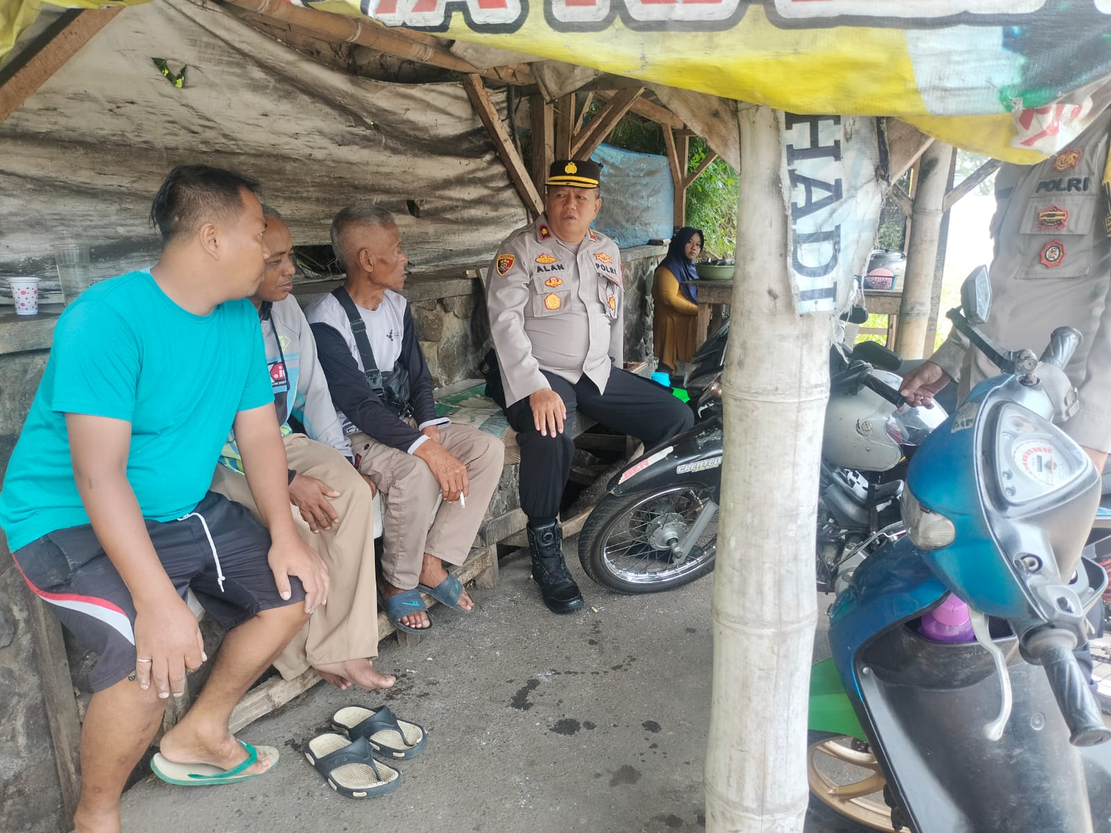 Kapolsek Ciamis Ajak Ojek Pangkalan Baregbeg Tingkatkan Kewaspadaan dan Keamanan