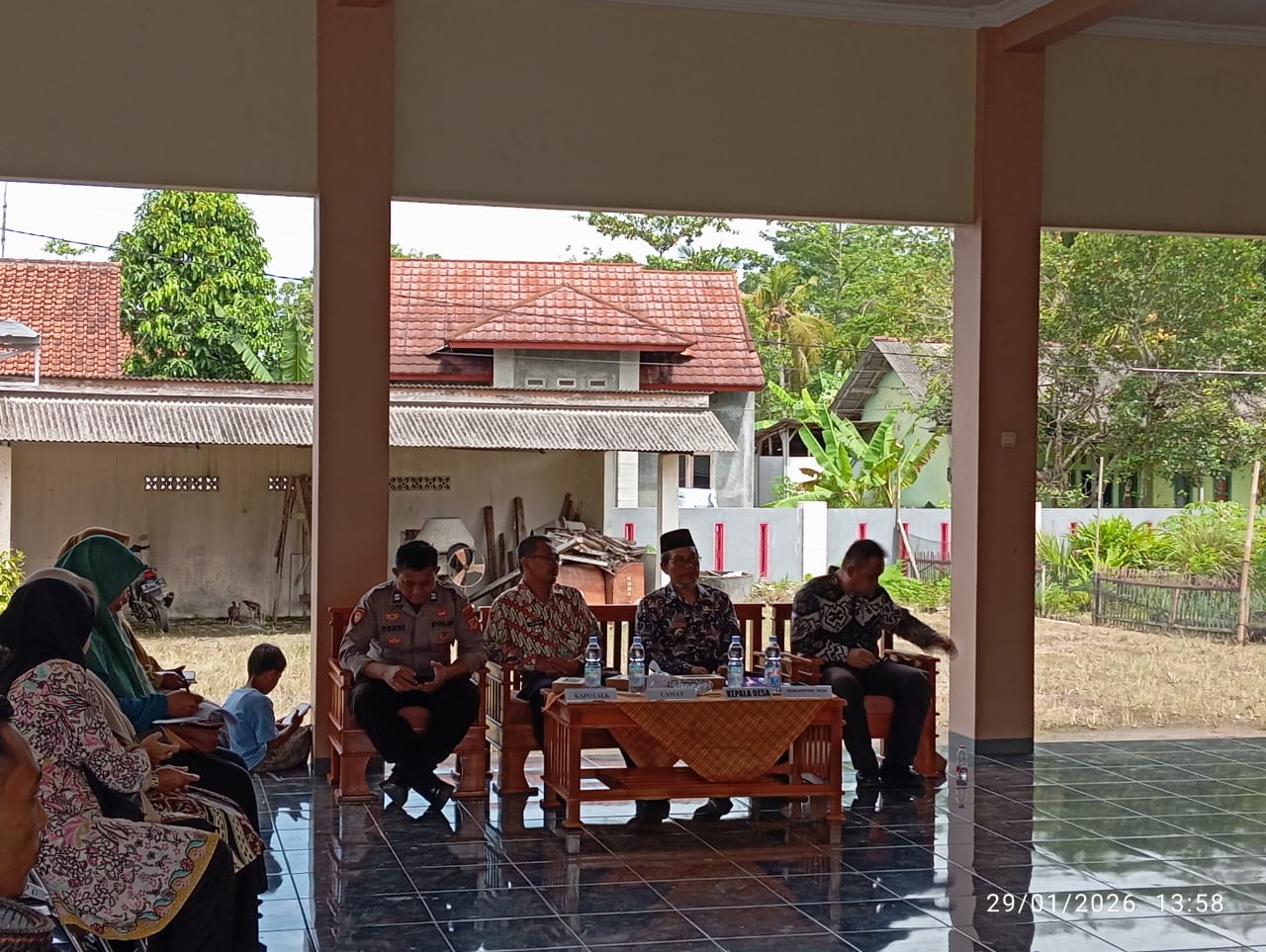 Polsek Lakbok Hadiri Musdes Penetapan KPM BLT DD Tahun 2026 di Desa Sukanagara