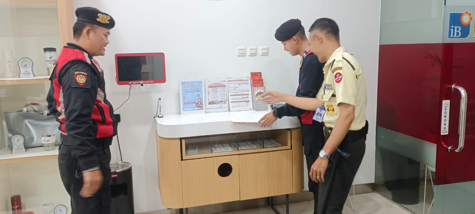 Sat Samapta Polres Ciamis Patroli ke Obvit di Jam Rawan, Kantor Perbankan Jadi Sasaran