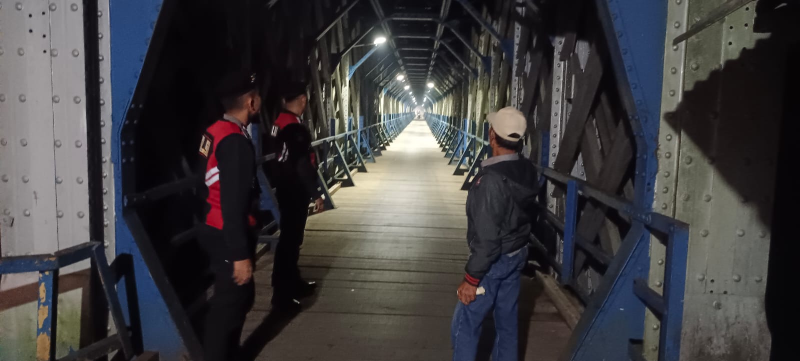 Cegah Balapan Liar, Samapta Polres Ciamis Patroli dan Siaga di Jembatan Cirahong Ciamis