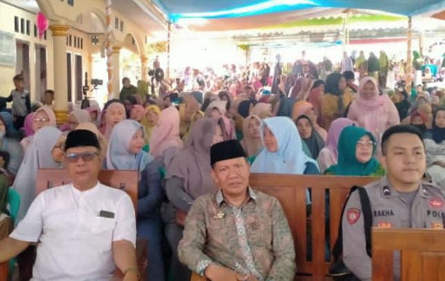 Polsek Banjarsari Polres Ciamis Ikuti Kegiatan Pengajian Peringatan Isra Mi’raj di Desa Ciulu