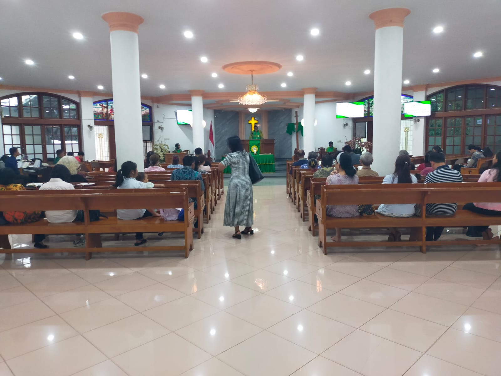 Bhabinkamtibmas Polsek Megamendung Giat Pengamanan Gereja