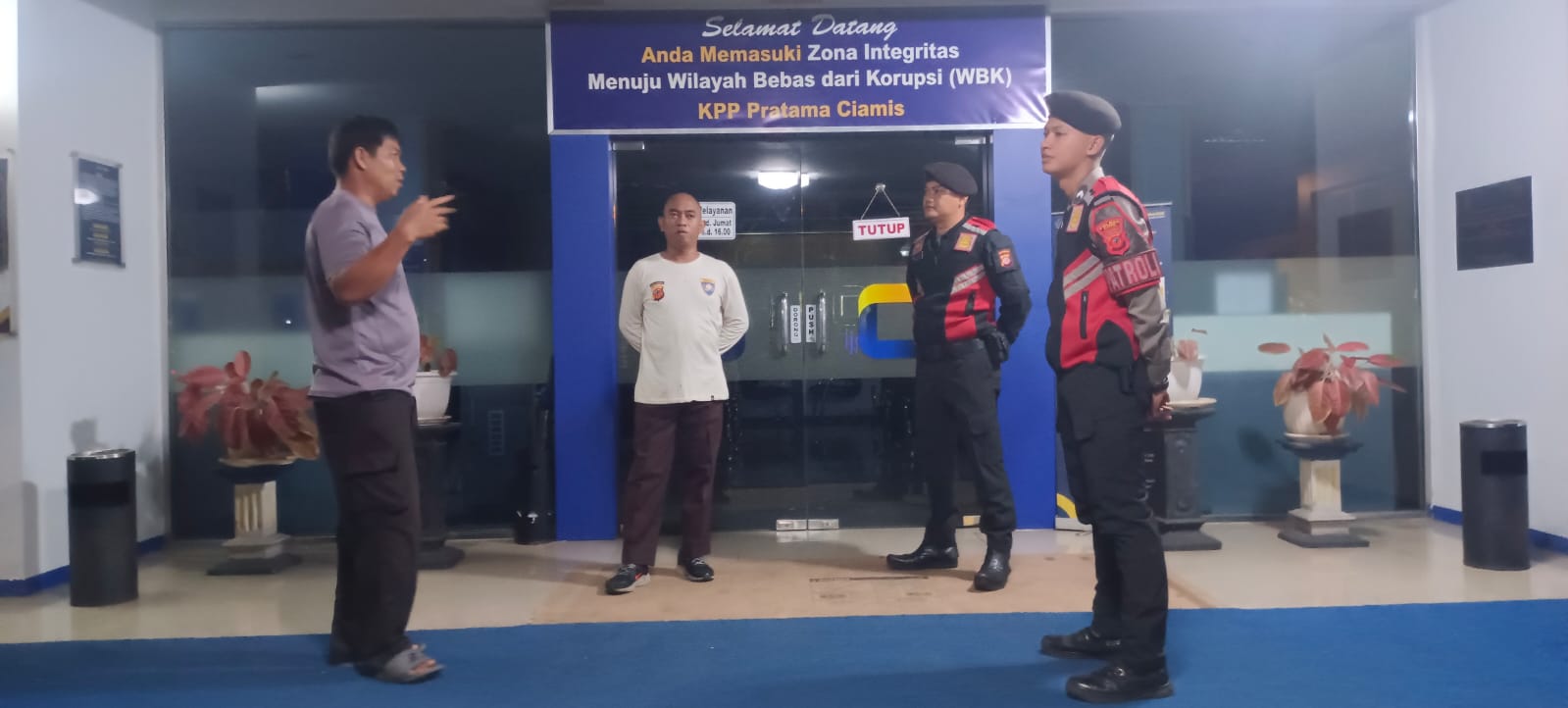 Cipkon di Jam Rawan, Satuan Samapta Polres Ciamis Patroli ke Kawasan Kantor Pajak Ciamis