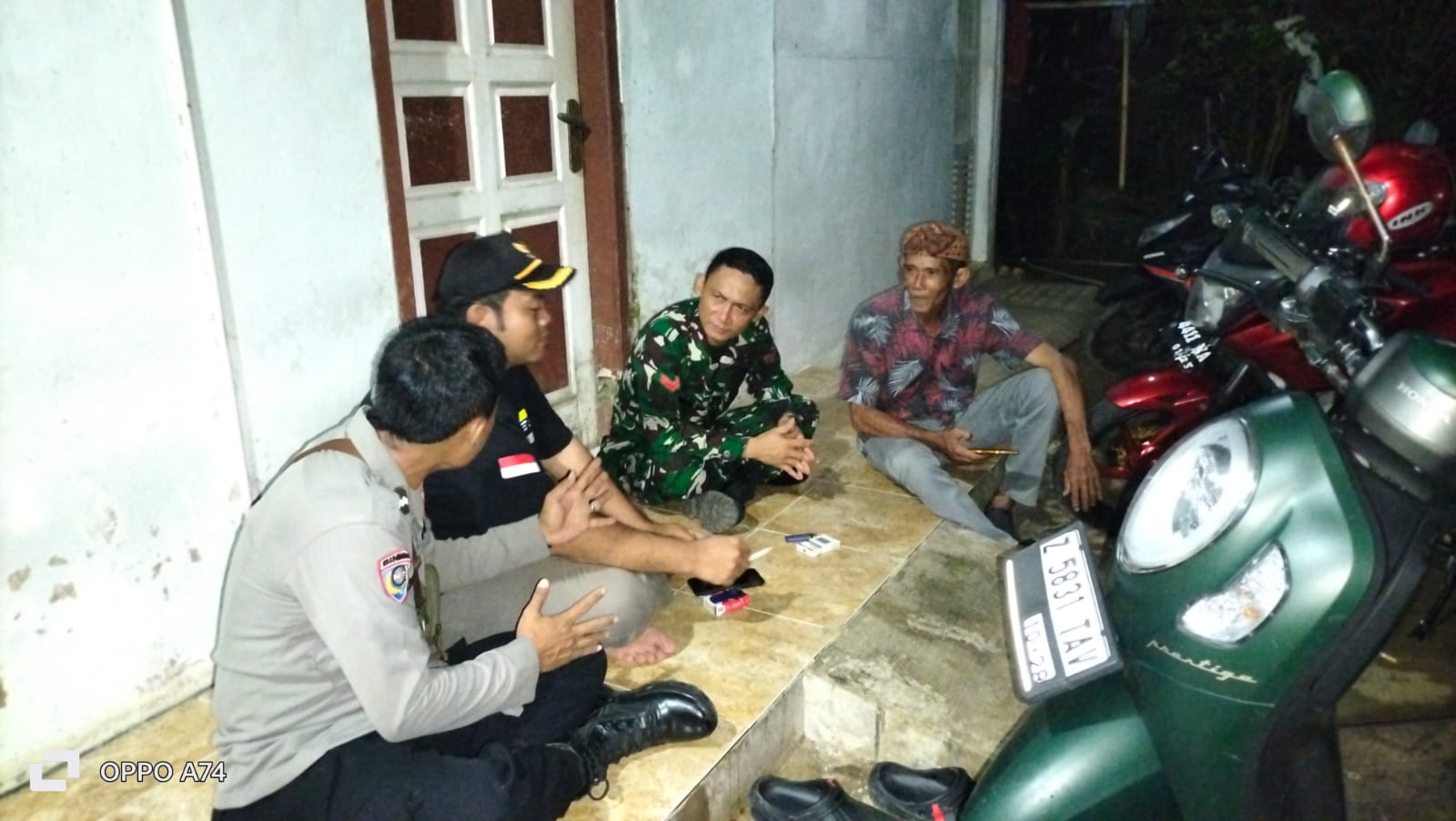 Perkuat Sinergitas, Polsek Lakbok Polres Ciamis Koorkom ke Warga Kutawaringin Jaga Harkamtibmas