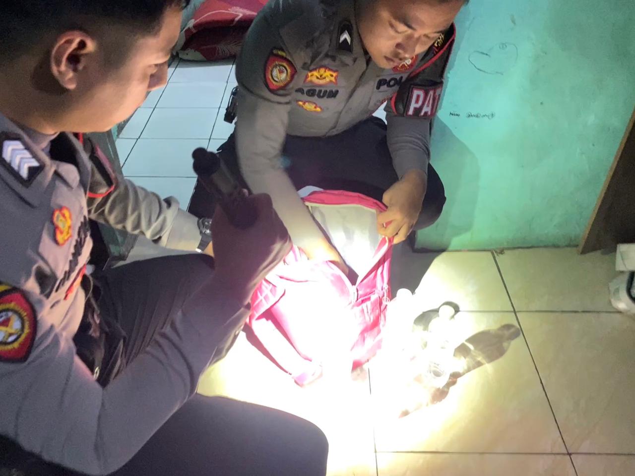 Awal Ramadan, Satuan Samapta Polres Ciamis Amankan Miras Siap Edar di Wilayah Kertasari