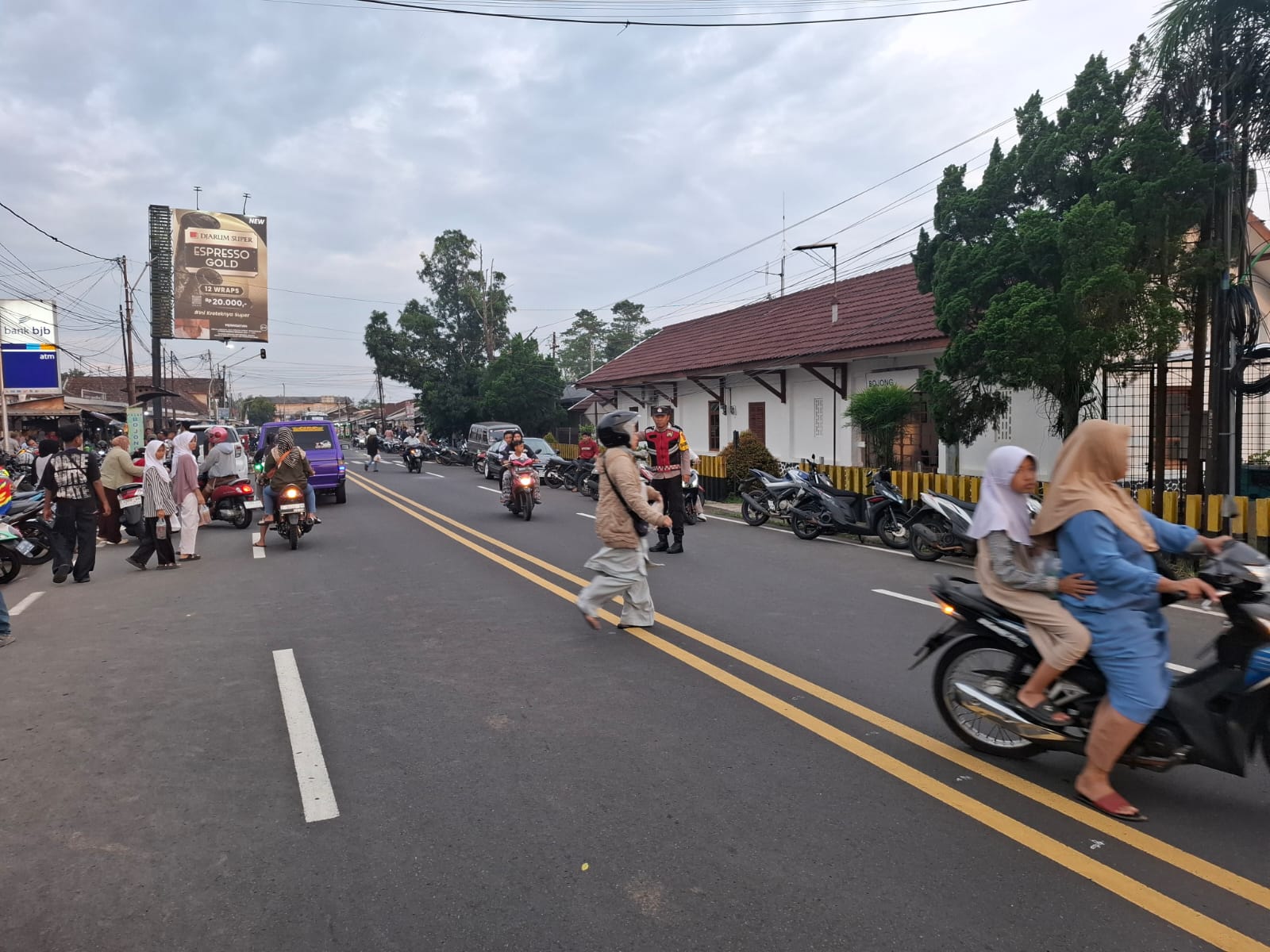 Polres Ciamis Patroli Dialogis Antisipasi Balapan Liar dan Knalpot Brong Saat Ngabuburit di Ciamis
