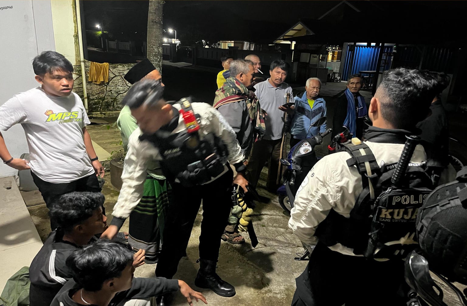 Polisi Amankan 10 Remaja dan Senjata Tajam, Gagalkan Aksi Perang Sarung di Sumedang