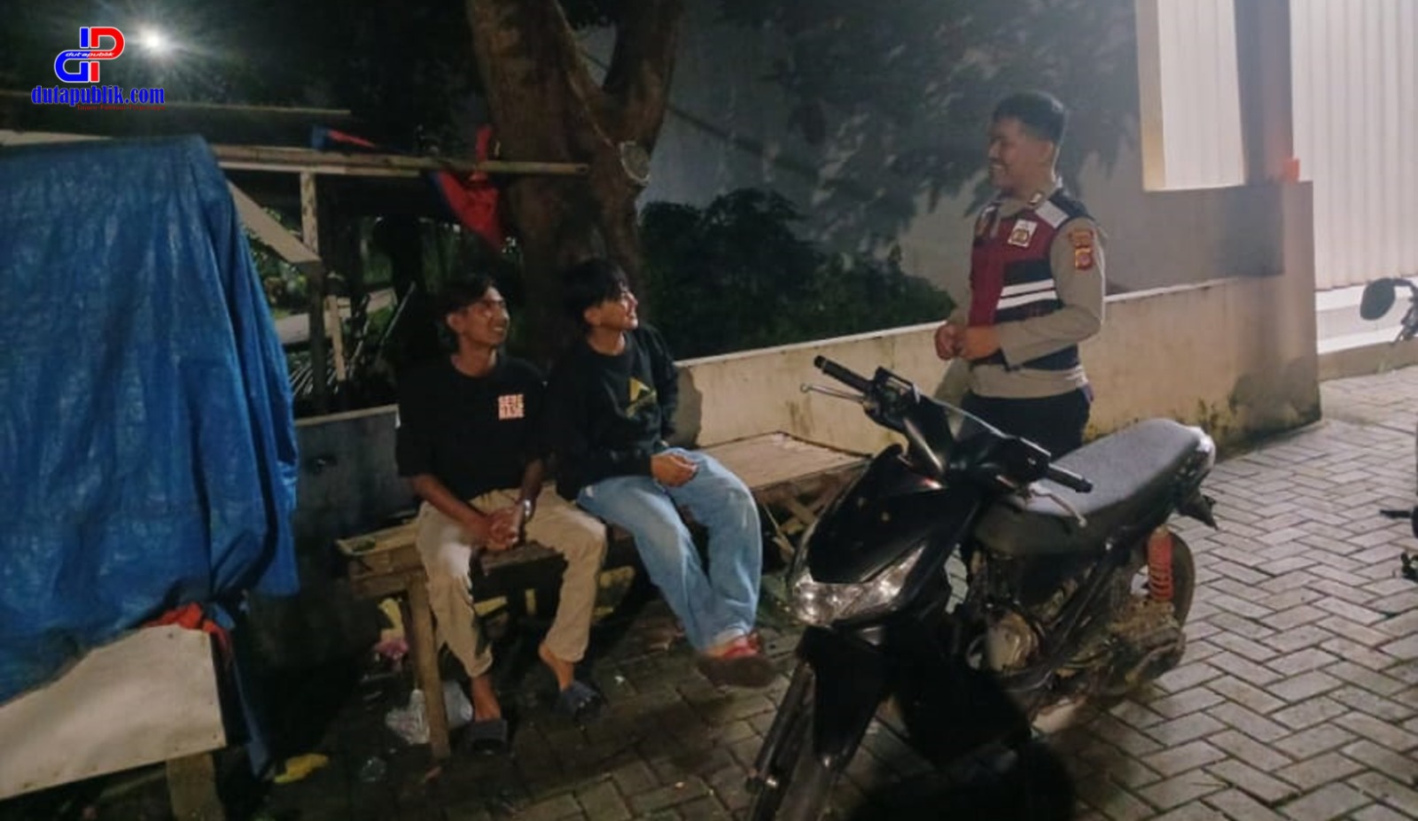 Personel Polsek Lemahabang Imbau Remaja Hindari Peredaran Dan Penyalahgunaan Obat Terlarang